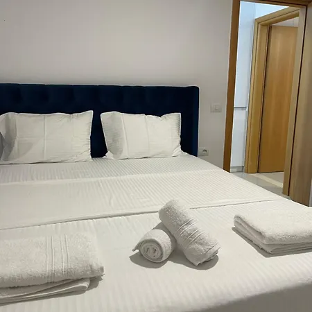 Apartment Helena Sarandë